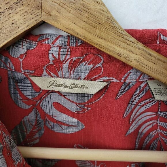 John Bartlett 100% Silk Hawaiian Shirt Berry Red / Silver Floral Men's XL - Picture 5 of 11